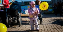 Акция &quotСолнечный подарок&quot, приуроченная к Международному дню человека с синдромом Дауна Анна Огородник, UlanMedia