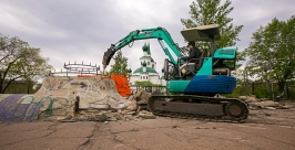 в Городском саду снесли фонтан Анна Огородник, UlanMedia