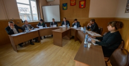 Дальневосточную сырьевую биржу хотят создать на независимые АЗС Кузора Валерия, PrimaMedia