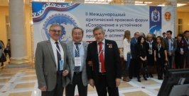 Об освоении Арктики﻿ рассказал сенатор от Бурятии Тулохонов в Санкт-Петербурге помощник члена Совета Федерации Александр Козлов