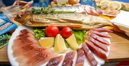"Вкусная" выставка-ярмарка местной продукции открылась в правительстве Бурятии сегодня Анна Огородник, UlanMedia