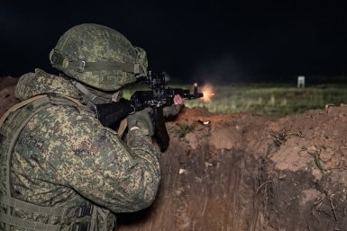 Разведка и огонь в темноте Восточный военный округ