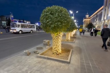 Вместо новогодних гирлянд установят прожекторы администрация Улан-Удэ
