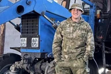 После ранения на передовой Михаил Жаркой развивает КФХ с 40 головами КРС правительство Бурятии