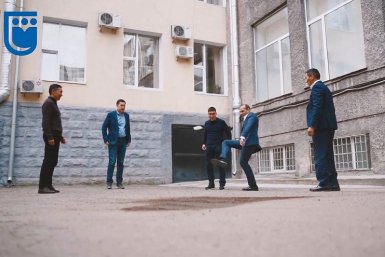 Мастер-класс по игре зоска провели в рамках проекта &quotБуряад среда&quot, чтобы показать, как традиции могут стать частью повседневной жизни Горсовет Улан-Удэ