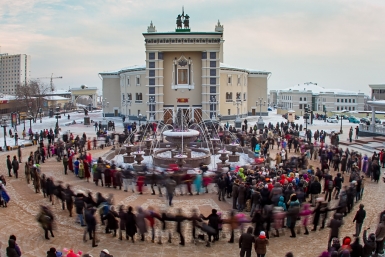 Глобальный ёхор, Деды Морозы и буузы &quotзахватят&quot Улан-Удэ в первый день Сагаалгана Анна Огородник, UlanMedia