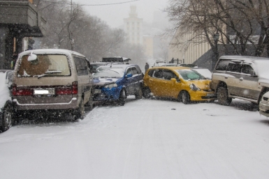 Виновником аварии, где пострадали четыре автомобиля, оказалась пьяная женщина в Улан-Удэ Балашов Антон, PrimaMedia