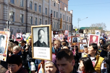 Бессмертный полк 9 мая в Улан-Удэ Татьяна Баженова, UlanMedia