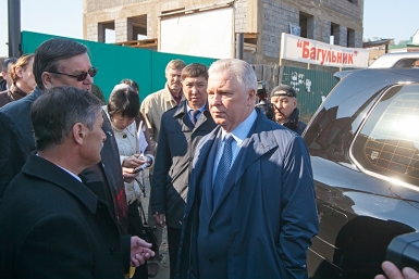 Главные проблемы Тарбагатайского района - социальная сфера и ДНТ - глава Бурятии Анна Огородник, UlanMedia