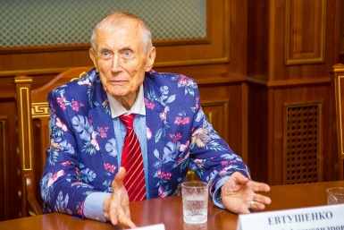 Евгений Евтушенко в Бурятии Анна Огородник, UlanMedia