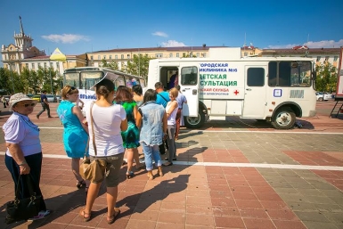 &quotЯрмарка здоровья&quot проходит на главной площади города Улан-Удэ Анна Огородник, UlanMedia