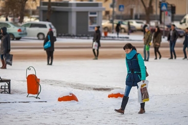Зима застудила улицы в Улан-Удэ: на дорогах города &quotхозяйничает&quot гололед Анна Огородник, UlanMedia 