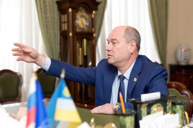 К Голкову ворвались дважды Александра Данилова, UlanMedia