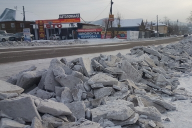 От уборки дороги пострадали тротуары Марина Пантаева, UlanMedia