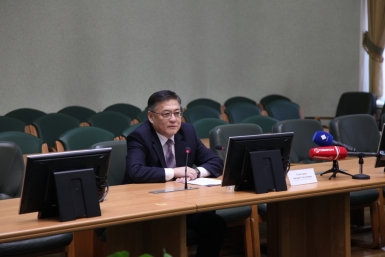 Сангададиев ждет решения команды Виктор Атанов, Управление по информационной политике администрации Улан-Удэ