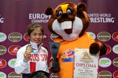 Ирина Ологонова успешно выступила в первом круге квалификации http://vk.com/wrestbur