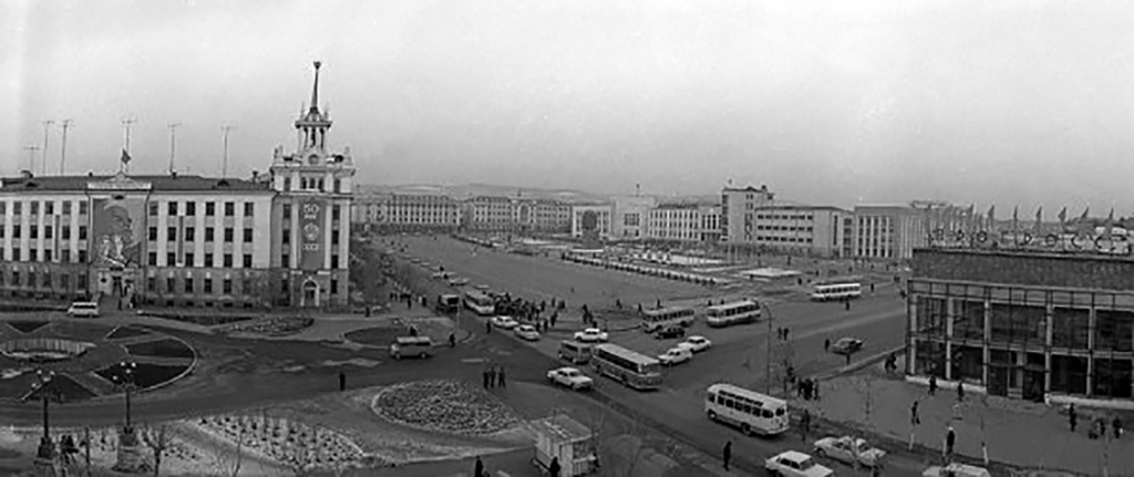 Площадь Советов (1970-е годы). Из архивов Музея истории города Улан-Удэ